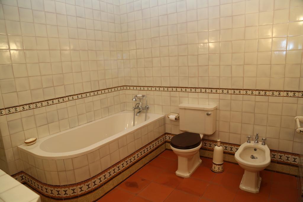 Quinta Dos Castanheiros Bed And Breakfast 폰테 데 리마 객실 사진