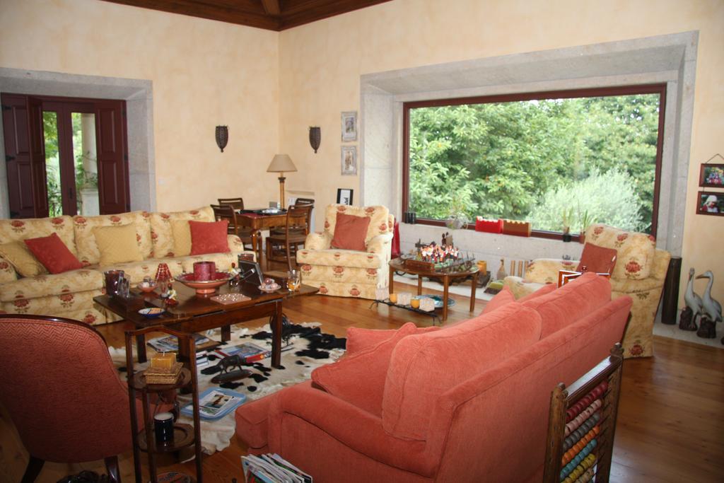 Quinta Dos Castanheiros Bed And Breakfast 폰테 데 리마 외부 사진